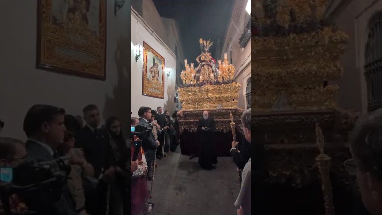 Bendición del azulejo Cincuentenario del Buen Suceso. Vía Crucis Magno de Córdoba.