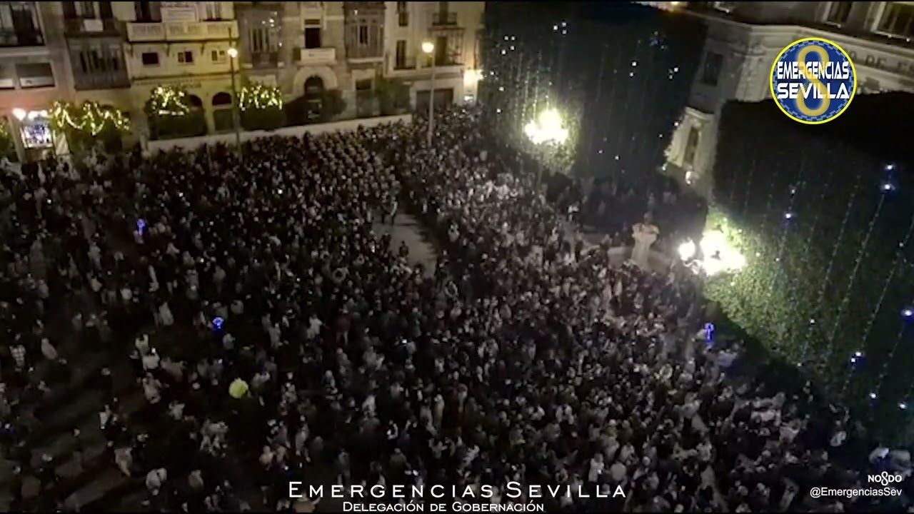 Así fue la llegada de la Candelaria a la plaza de San Francisco