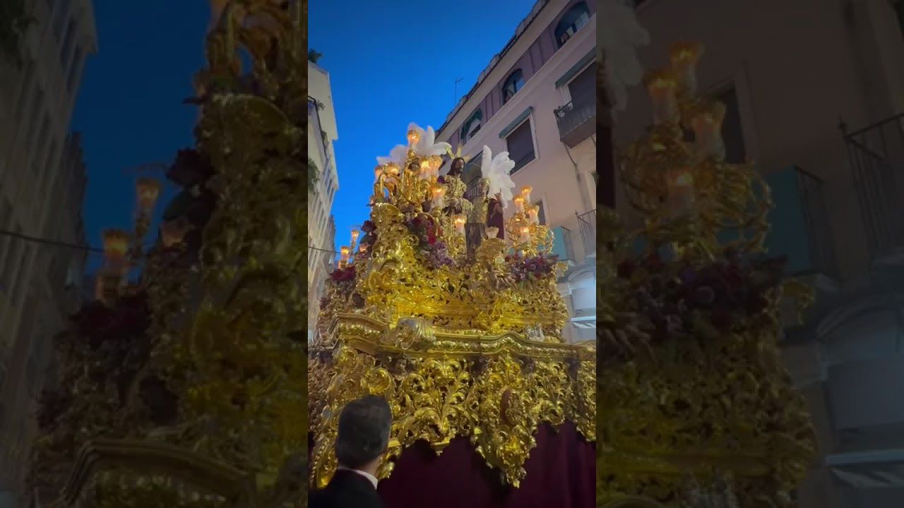 El irrepetible momento de la Banda de la Estrella y Redencion tocando a Redención en la Magna