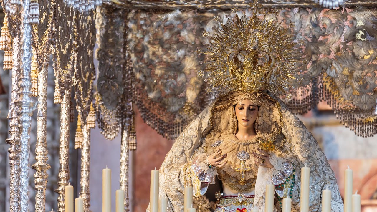 "La corona es un beso de amor"