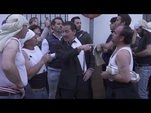 Relevo de costaleros un Sábado Santo – El Palermasso. Capítulo 3 - Temporada 8 #SantoEntierroGrande