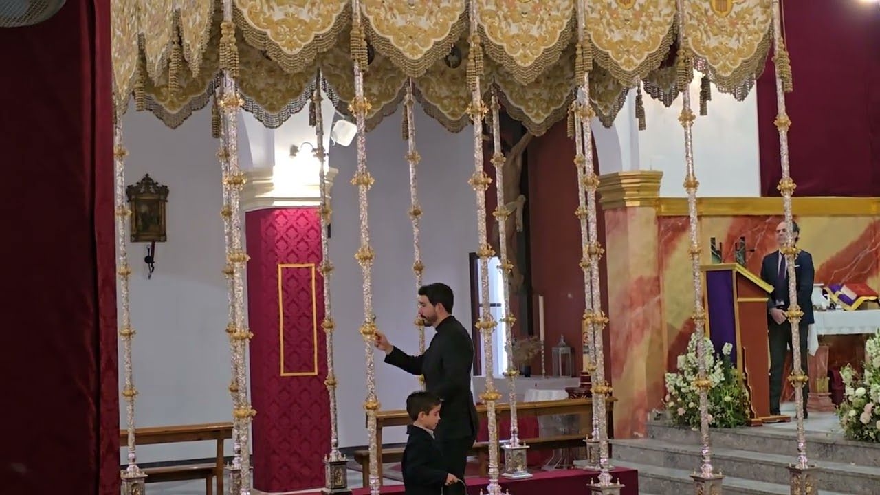 Bendición del nuevo palio blanco de la Merced de Córdoba