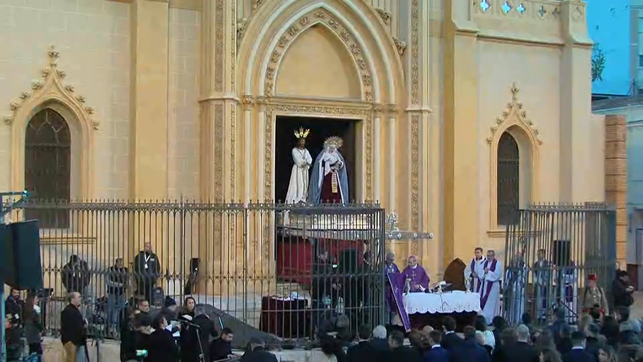 101tv Misa del Alba Jesús Cautivo y María Santísima de la Trinidad Coronada 2021