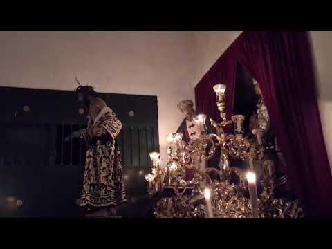 Subida de Humildad y Paciencia a su paso tras el Vía Crucis del Martes de Pasión 