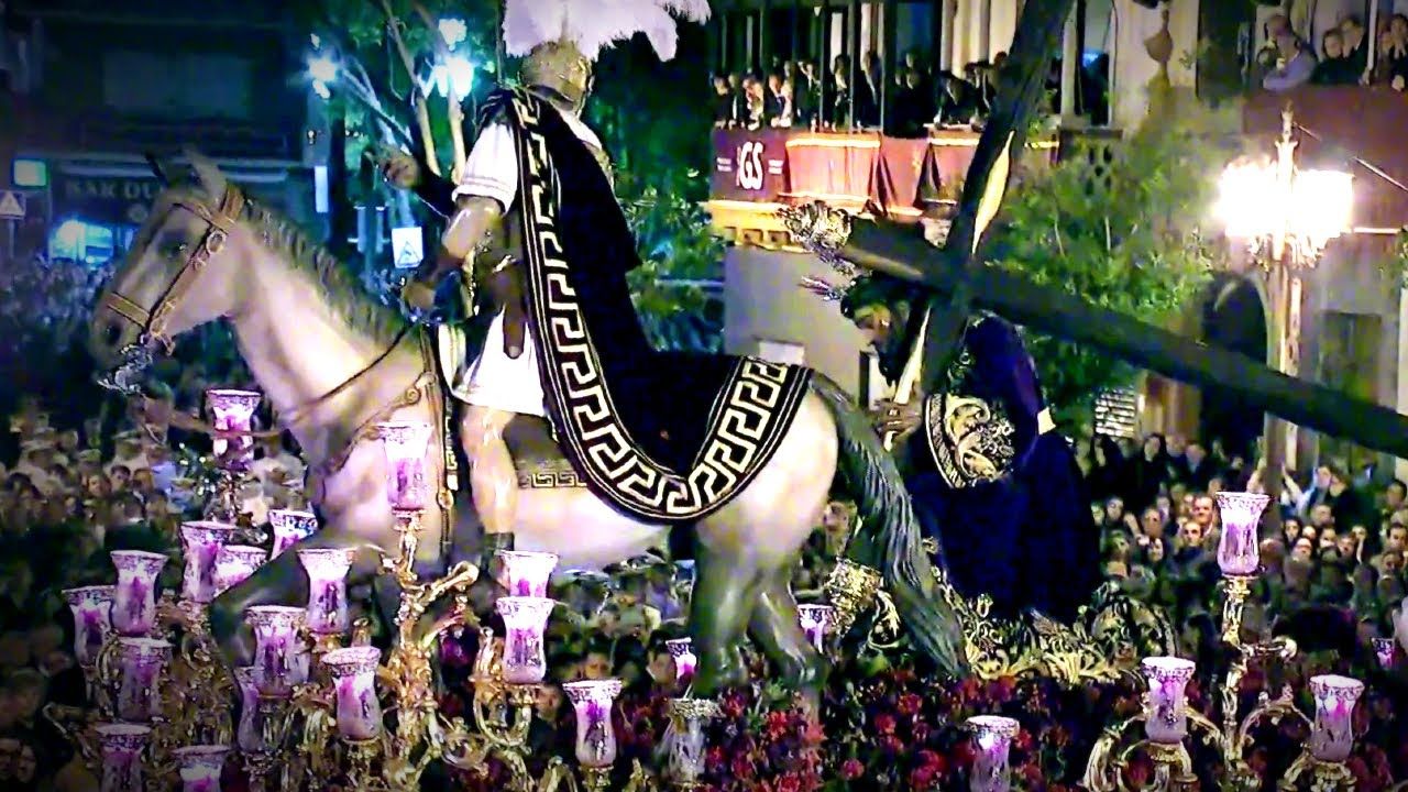 HISTÓRICO!!! Tres Caídas de Triana en Campana 2022 - La Madruga - Semana Santa Sevilla