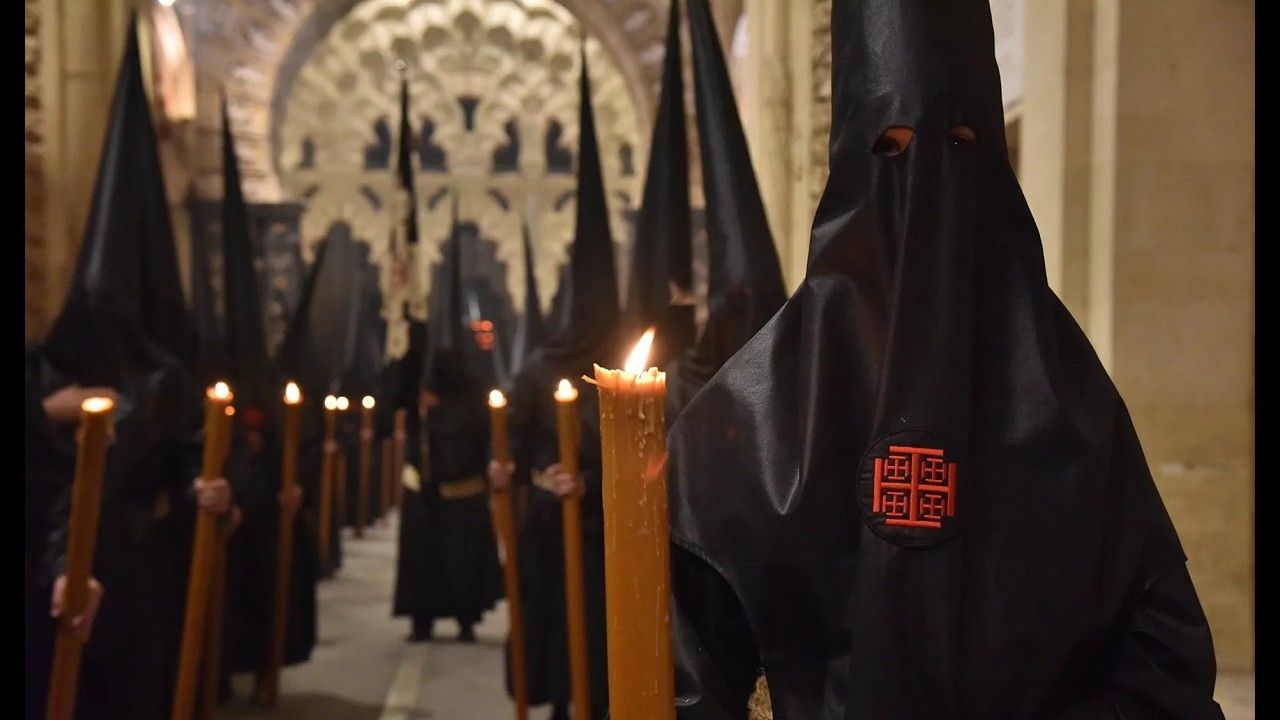 Cofrades 24/7 T1 E17: 'Del Sepulcro y otras polémicas, a una gran marcha'
