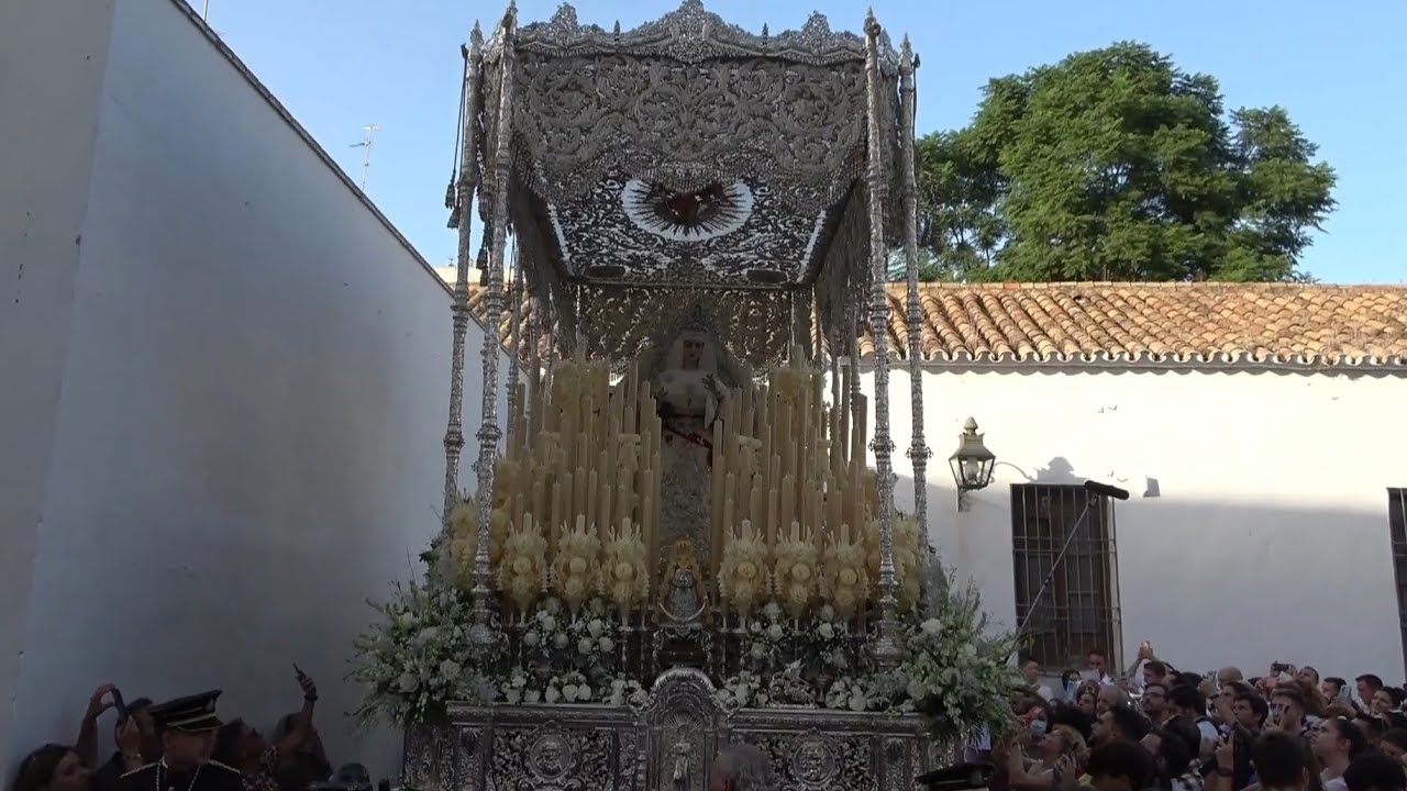 SALIDA PLAZA DE CAPUCHINOS || IDA CORONACIÓN VIRGEN DE LA PAZ Y ESPERANZA DE CÓRDOBA 2022