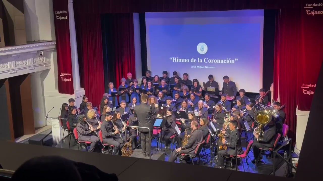 Así suena el "Himno de la coronación" de José Miguel Navarro, por la Banda de Coria y el Coro Dabar