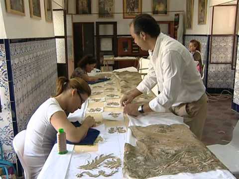 Restauración bordados Manto Virgen del Amparo