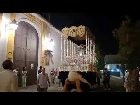 Ensayo de la cuadrilla del Señor de los Reyes con el palio del Dulce Nombre para la extraordinaria