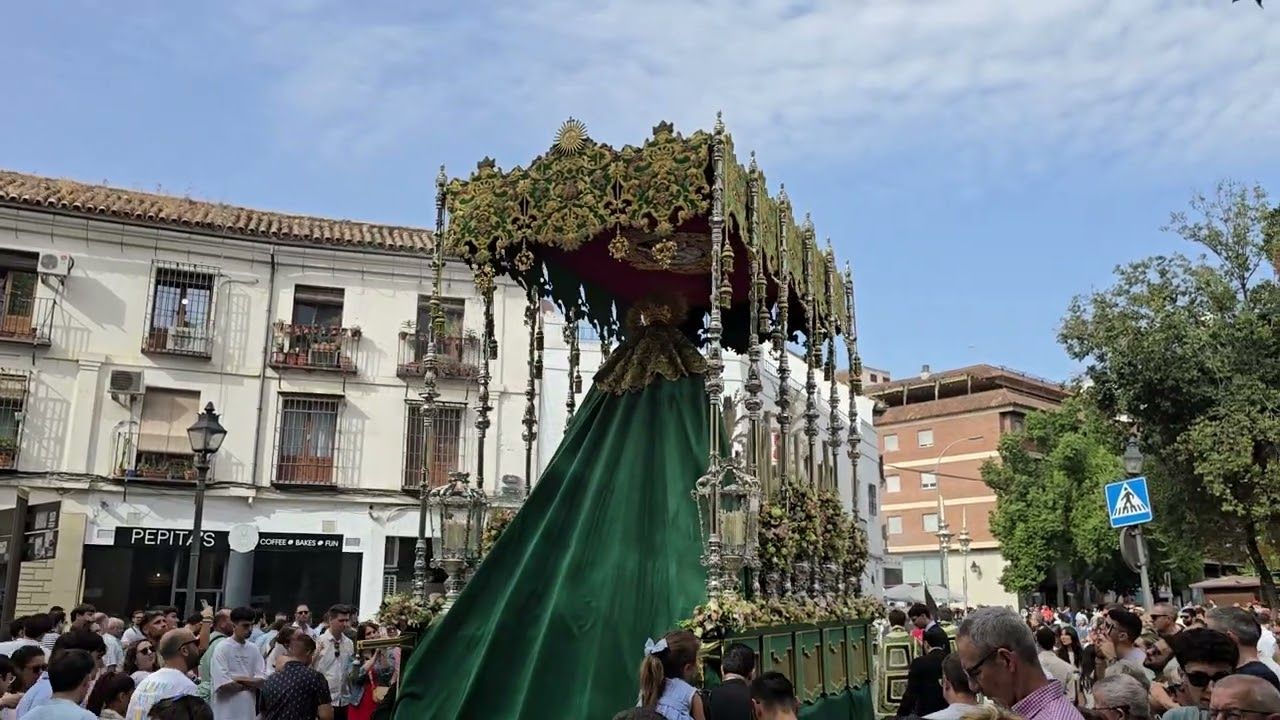 La Esperanza del Valle a los sones de Tubamirum con "La Esperanza de Triana" 
