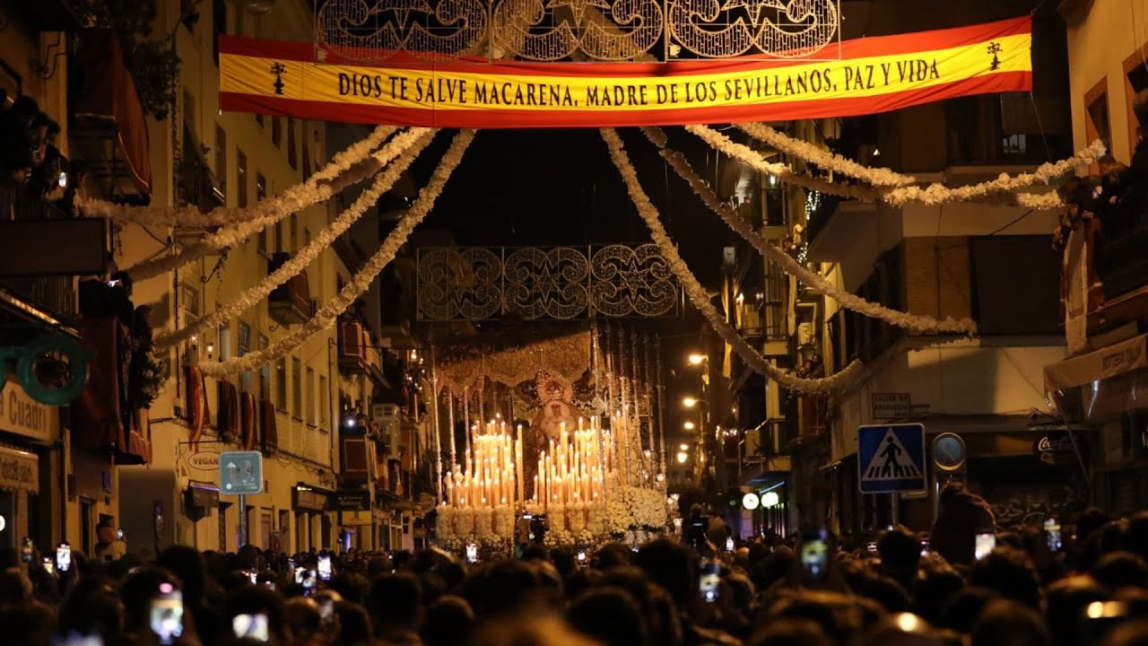Procesión extraordinaria de ida Esperanza Macarena para la clausura del Congreso de Piedad Popular