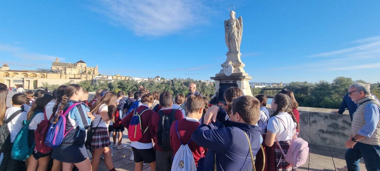 La Fundación Diocesana de Enseñanza Santos Mártires de Córdoba se prepara con entusiasmo para conmemorar, un año más, la festividad de sus titulares, los Santos Mártires de Córdoba.