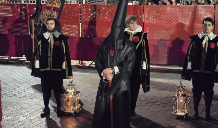 Nazareno Sepulcro Viernes Santo